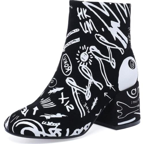 Fashion womens ankle boots high quality fabric beautiful graffiti comfortable inner autumn and winter shoes womens booties