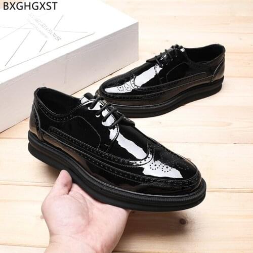 Brogues Mens Oxford Leather Shoes Elegant Office Shoes for Men 2021 Luxury Brand Casual Business Shoes Men Chaussure De Homme