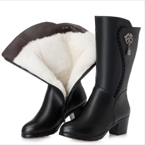 D394 New genuine leather women wool boots thick warm winter snow boots large size 43 motorcycle boots Botas Mujer Footwear