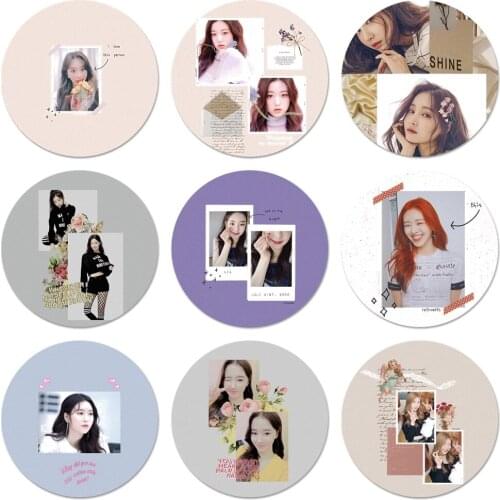 K-pop Momoland Retro Icons Pins Badge Decoration Brooches Metal Badges For Backpack Decoration