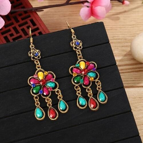 Bohemian Colorful Tassel Drop Earrings for Women Fashion Long Flower Acrylic Rhinestone Dangle Earrings Charm Femme Jewelry