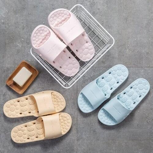 Men/Women Home Sandals Ladies Thick Bottom Hole Massage Slippers Female Indoor Non-Slip Bathroom Slippers Fashion House Shoes