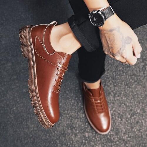 Spring sapato breathable for leather 2020 man masculino sneakers de para mens sale black hombre fashion flat summer zapatos hot