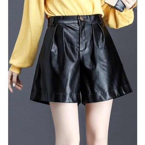 Black PU Leather Shorts Women High Quality Wide Leg Faux Leather Shorts High Waist Shorts Women Autumn Loose PU Shorts Plus Size