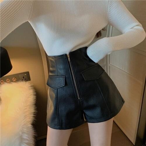 Asapgot Women's Shorts
