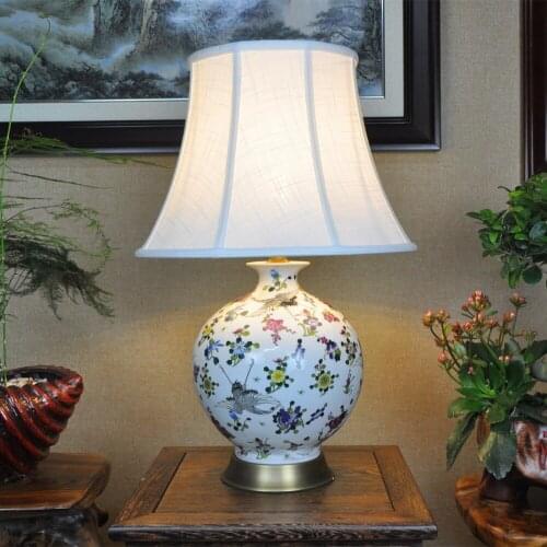 Art Chinese porcelain ceramic table lamp bedroom living room wedding table lamp Jingdezhen table lamp desk lamp