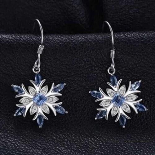 Crystal Snowflake Earrings White With Blue Christmas Stud New Design Cute Silvery Ear Drop Fashion Women Jewelry Xmas Gifts