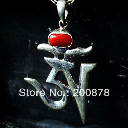 T9120 Tibetan OM Amulet Pendants Nepal handmade 925 Sterling Silver vintage jewelry