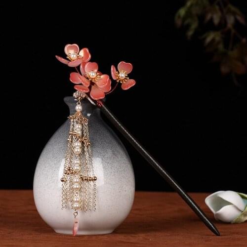 Antique Style Flower Hairpin Step Shake Tassels Elegant Gentle Daily Romantic hair Decoration Wooden Hairpin Female DL