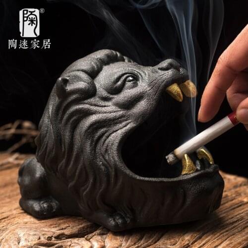 Creative Animal Angry Lion Ceramic Ashtray Decoration Home Living Room Car Anti-fly Ash Personalized Ashtray Crafts Ornaments