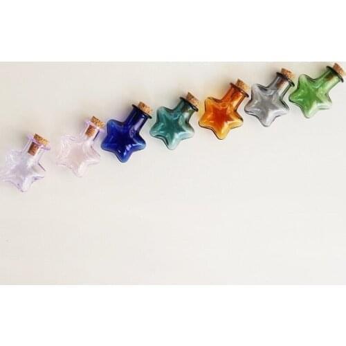 1pcs Star Shape Small Empty Glass Bottle Tiny Glass Jars With Cork Decorative Wish Glass Jars Wedding Holiday Mini Containers