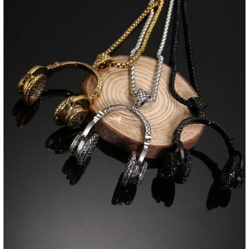 Fashion Men Headset Pendant Necklace Titanium Steel Punk Jewelry Hip Hop Rock Women Headphone Long Chain Necklace Party Decor