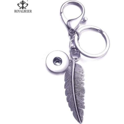 1pc Zinc Alloy Keychain Feather Snap Key Chains Fit 18MM Buttons Silver Color Car Bag Pendant Keys Holder Bag Pendants For Women