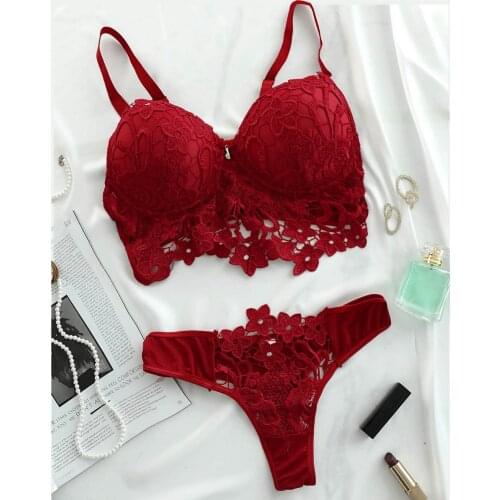 Sexy Women Embroidery Lace Collar Wireless Bra Sexy Lingerie Thong Set Underwear Plus Size Hot Erotic Sleepwear Sex Costumes New