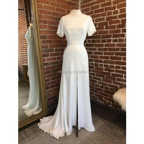 A Line Wedding Dress Boat Keyhole Back Short Sleeve Crepe Slit Open Back Bridal Gown Robe De Mariee Custom Made Comfortable