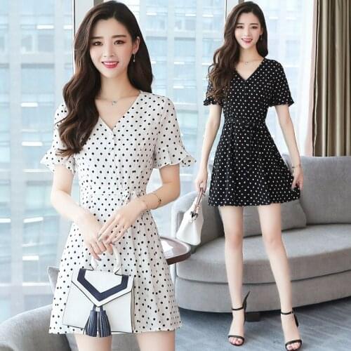 Jiang Shuying star same paragraph summer new style polka dot skirt v-neck chiffon super fairy dress female summer