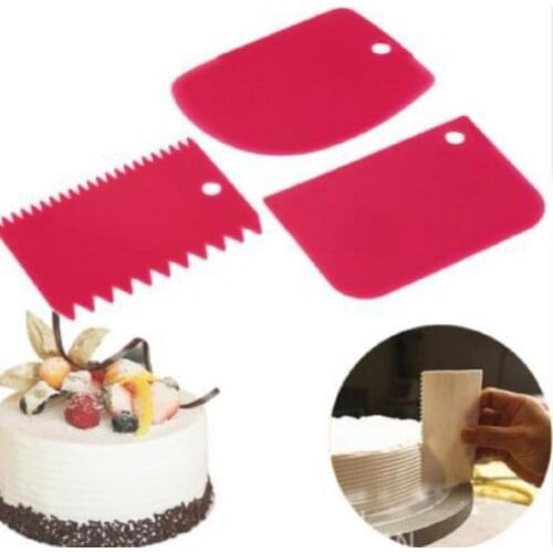 3Pcs/set Plastic Cake Scraper Dough Cutters Cream Cake Smoother Levelling Tools Baking Pastry Scraper Irregular Teeth Edge