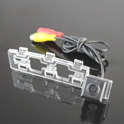 Car Rear View & Night Vision HD CCD Waterproof and Shockproof Camera for Toyota Alphard / Vellfire (GGH20)/Auris / Blade/Corolla