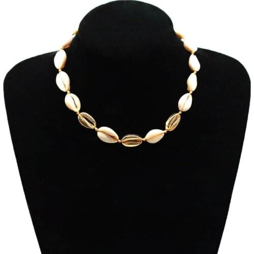 Bohemian Beach Natural Shell Choker Necklace Gold Color Rope Chain Hand Woven Clavicle Pendant Necklace for Women
