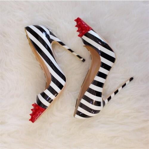 Stylish Red Rivets Wedding Shoes Bride Pink Patent Leather High Heel Pumps 12CM Customized Pointed Toe Spike Pump Shoes Women