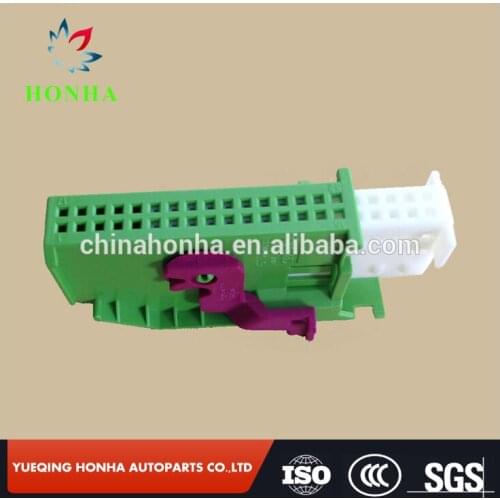 1J0972977C 1719057-1 Automotive Connector ECU terminal for Instrument Dashboard Plug Connector