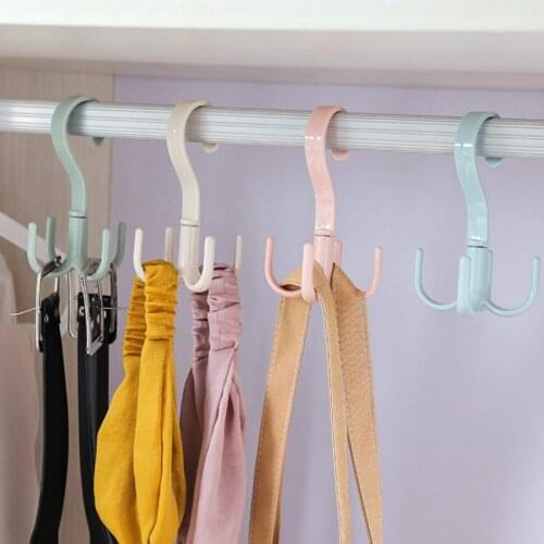 Macroupta Clothes Hangers