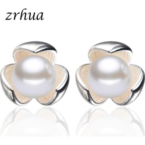 2018 New Korean Style Pearl Flower Stud Earrings For Women Fashion Summer Silver Color Accessories Elegant Brinco Engagement
