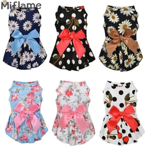 Miflame Princess Dog Dress Bowknot Small Dogs Clothes Chihuahua Spitz Skirt Floral Dog Fancy Dress Wedding Party Puppy One Piece