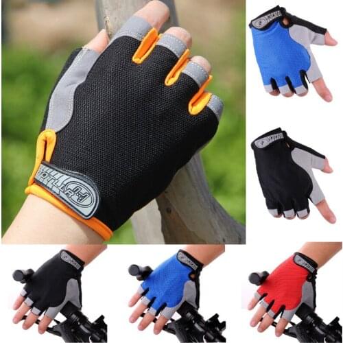 Outdoors Men Gloves Half Finger Soft Fabric Breathable Anti Slip Weight Lifting Sports Gym Gloves Sports Gym Gloves Wrist