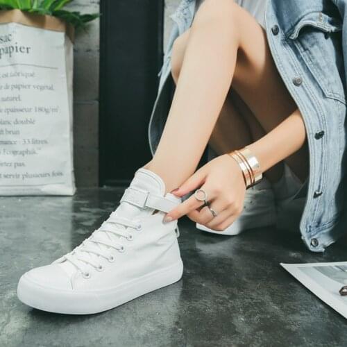 Canvas Vulcanize Shoes Women High Top Sneaker Fashion White Black Shoes Woman Flats New Casual Comfort Flat Sole Student Shoes