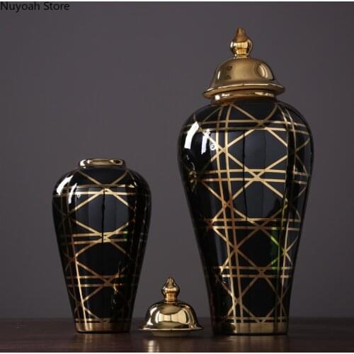 European Classical Ceramic Storage Jar Vase Decoration Golden Stroke Vase Decoration Jar Living Room Home Decoration Accessories