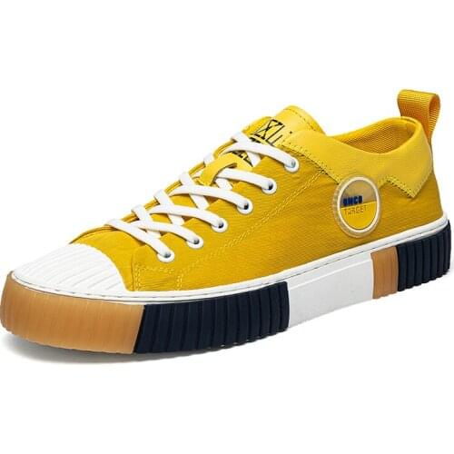 Men Fashion Canvas Outdoor Light Weight Athletic Sneakers Summer Casual Skateboard Cozy Shoes 2021 New Brand Designer 38-44 Euro