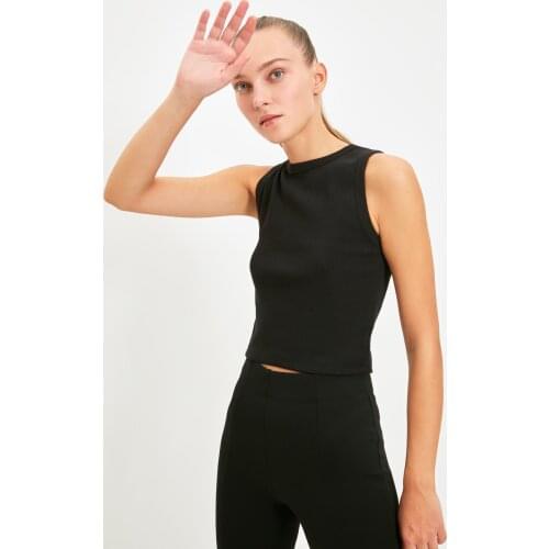 Trendyol Crop Fitness Undershirt TWOAW22AL0014