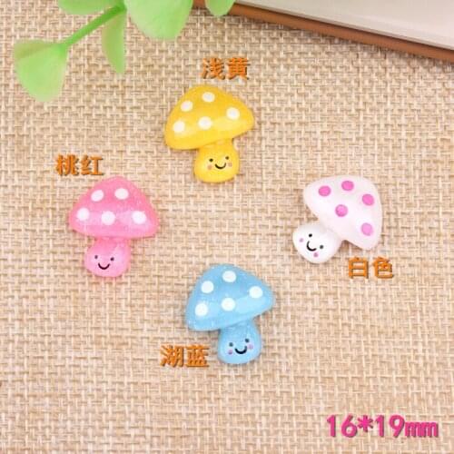 10pcs 16*19mm Small mushrooms charm smiling face DIY resin childrens hair ornaments card sets material mobile phone accessories