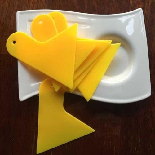 1pcs Yellow Plastic Car Window Foils Film Tools Wiper Plate Glass Car Sticker Scraper Hand Tool Sets
