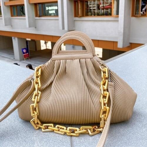 Korea Fold Women Shoulder Bags 2021 Winter Brand Trend Lady Handbags and Purses High Quality Design Thick chain Clouds bags