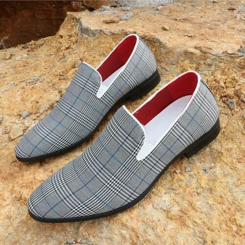 Men Casual Shoes Slip on High Quality Male Design Loafers Flats Shoes Camisa Social Masculina Men Dress Shoes B20-183