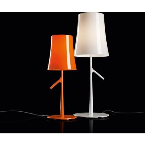 Simple Desk Lamps Post-modern Style Living Room Bedroom Hotel Room Study Decorative Table Lamps Ak47 Led Desk Lamps Drafting