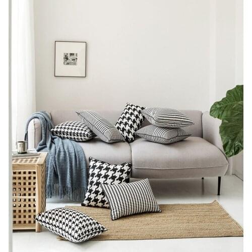 Home Pillow Case Black And White Check Pattern Velvet Sofa Cushion Cover Home Decoration Office Chair Waist Pillow Cases