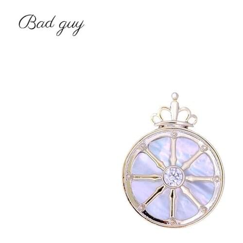 Imperial Crown Shape Brooch Pin for Womens Fashion Brooch Jewelry Clothes Scarf Buckle Garment Accessories Fine Jewelry Gifts