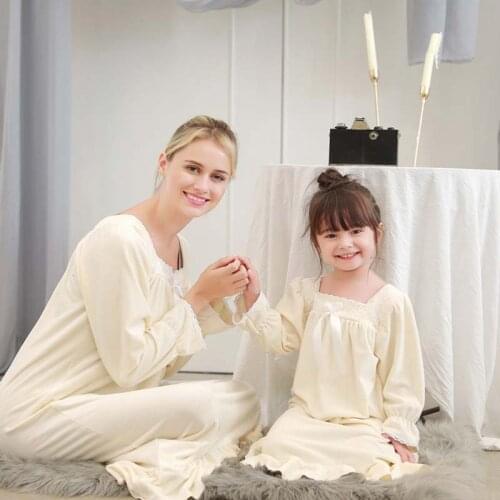 Parent-child Outfit Girls Nightdress Children Pajamas Velvet Little Girls Dress Children Baby Big Girls Nightgowns