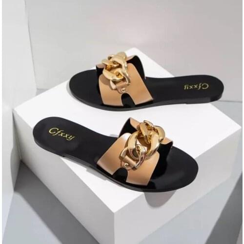 New Ladies Slippers and Sandals Fashion Black Metal Chain Decorated Flat Sandals Round Toe Women Slides Female Beach Shoes 37-42