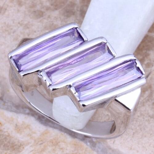 Fascinating Purple Cubic Zirconia Silver Plated Womens Ring Size 6 / 7 / 8 / 9 R1293