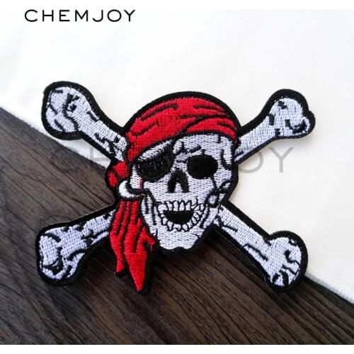 Embroidered Pirate Skull Patch for Clothing Iron Sew Applique for Jackets Jeans Motorcycle Biker Patch Clothes Stickers Badges