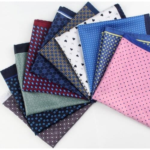 2018 New Popular 32 x 32 CM Large Handkerchief Man Paisley Flower Dot Pocket Square Men Paisley Casual Hankies For mens Suit