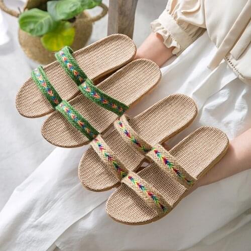 Summer woven hemp sandals with cross straps Womens non-slip flat shoes with straw holes Linen slippers Casual Beach Slippers