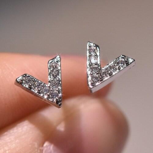 Fashion Letter V Stud Earrings Charm Minimalism Silvery Jewelry For Women Wedding Statement Valentines Day Gifts Free Shipping