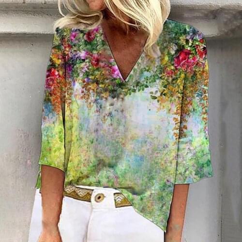 Loose Lady T-Shirt Three Quarter Sleeve Floral Print V Neck Blouse Women Skin-friendly Floral Print Loose T-Shirt for Office