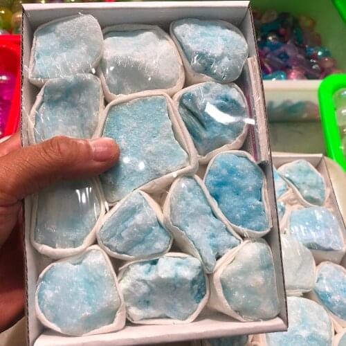 Madagascar mineral samples from natural crystal mineral samples of lapis lazuli