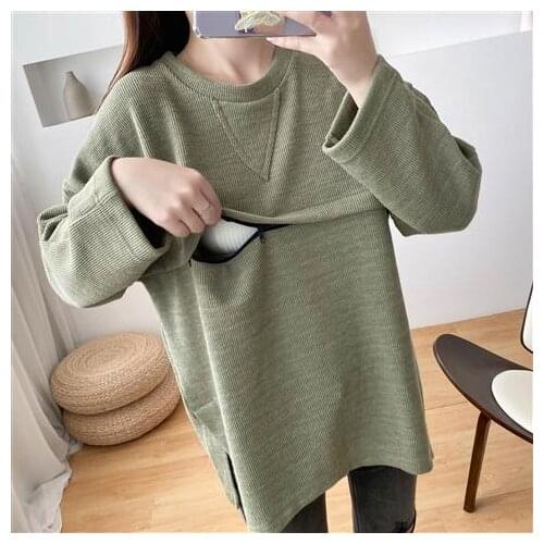 In the spring and autumn of 2020, the long sweater hot mom jacket is worn in autumn maternity clothes